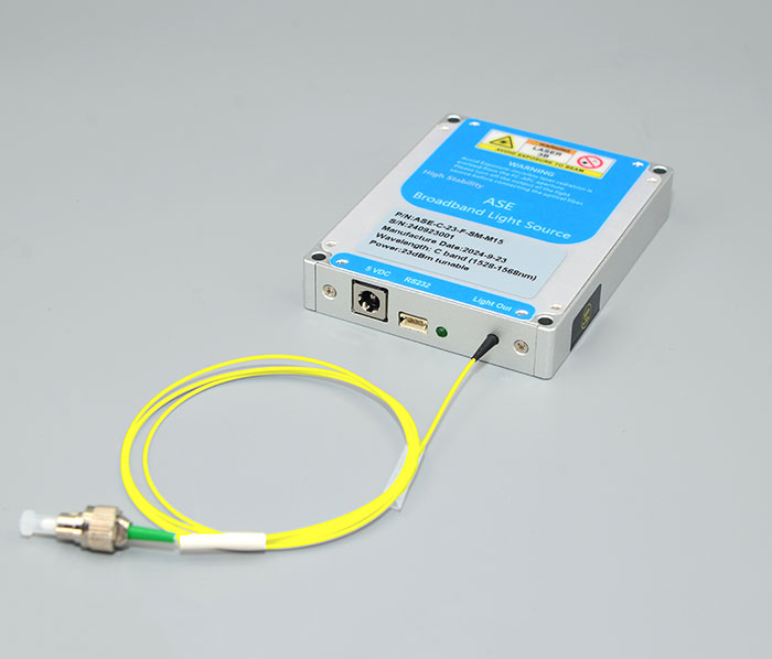 100mW Single-mode Fiber Light Source Module C-band ASE Broadband Laser Source ASE-C-100-T-SM-M 